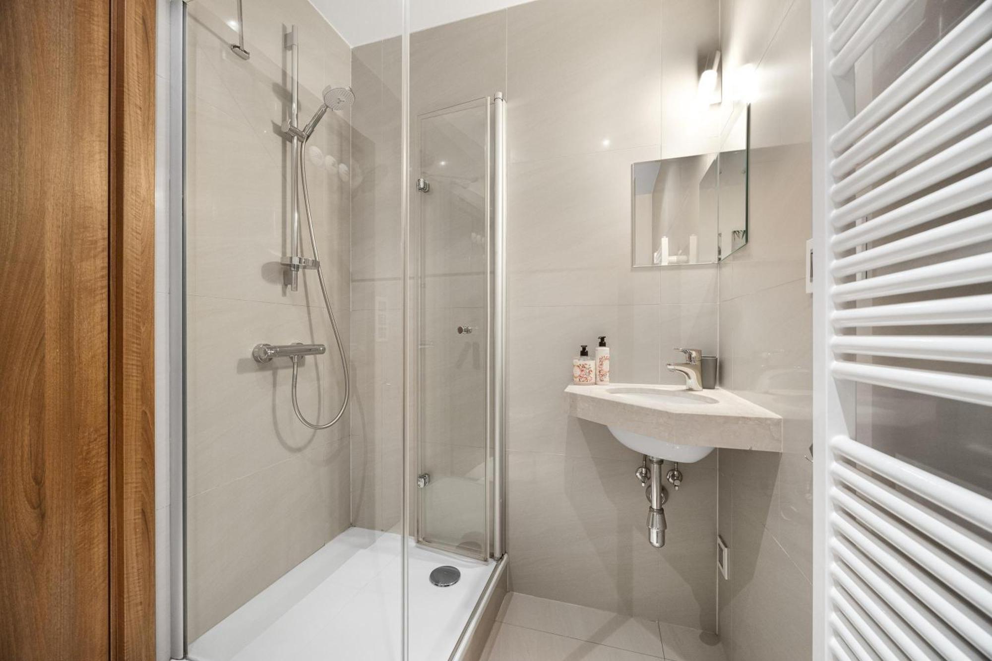 Revon Business Apartment 48 Dunajska Bratislava Extérieur photo