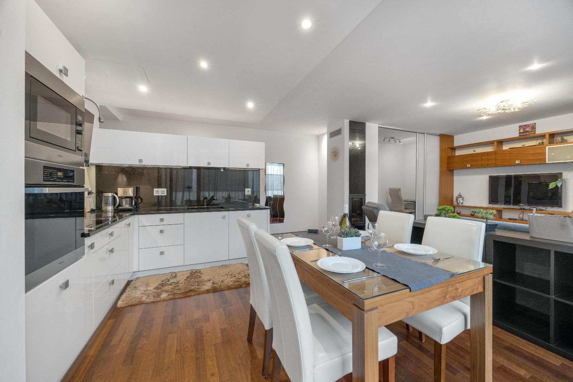 Revon Business Apartment 48 Dunajska Bratislava Extérieur photo